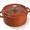 Staub Cocotte Rund Aus Gusseisen In Zimt 1 Staub Cocotte Rund Aus Gusseisen In Zimt -Küche Geschäft 40511295 11022806 neu xl