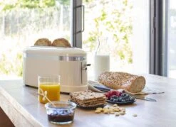 KitchenAid Design 2-Scheiben Langschlitztoaster In Onyx Schwarz -Küche Geschäft 5KMT3115 ambiente creme