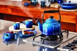 Le Creuset Frühstücksteller In Azure -Küche Geschäft AZURE L 4550 copy