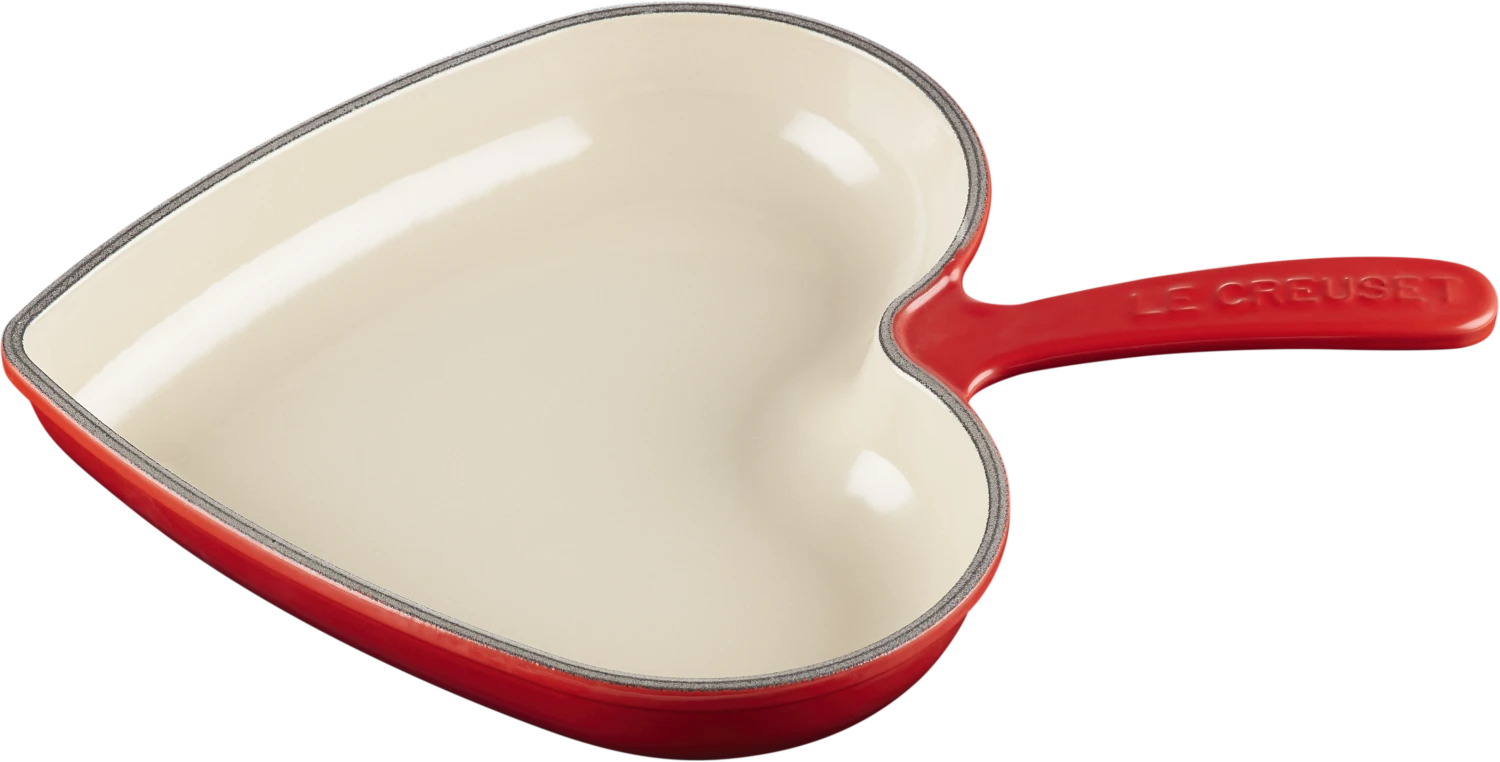 Le Creuset Herzförmige Brat- Und Servierpfanne Signature In Kirschrot 5 Le Creuset Herzförmige Brat- Und Servierpfanne Signature In Kirschrot – Bild 3