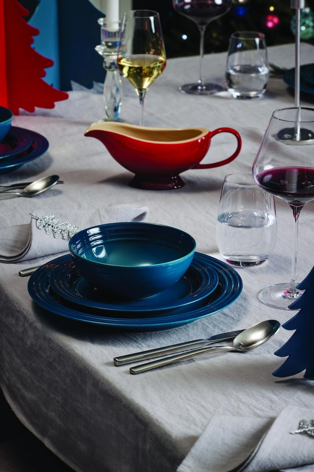 Le Creuset Sauciere, 460 Ml In Kirschrot 4 Le Creuset Sauciere, 460 Ml In Kirschrot – Bild 2