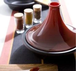 Le Creuset Tagine In Kirschrot -Küche Geschäft Le Creuset Tagine rot